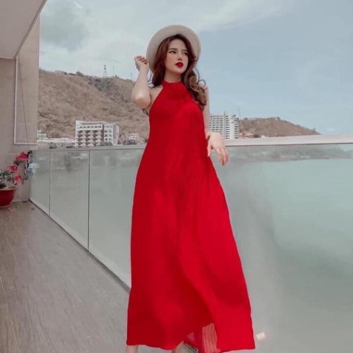 Phụ nữ lưng dài chân ngắn nên tránh xa những kiểu quần, váy này - Ảnh 2. Phụ nữ lưng dài chân ngắn nên tránh xa những kiểu quần, váy này - Ảnh 2.